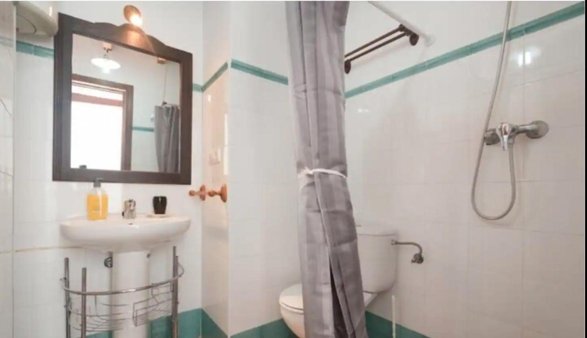 Apartamentos Centro Historico A Los Pies De La Alhambra Granada Eksteriør billede